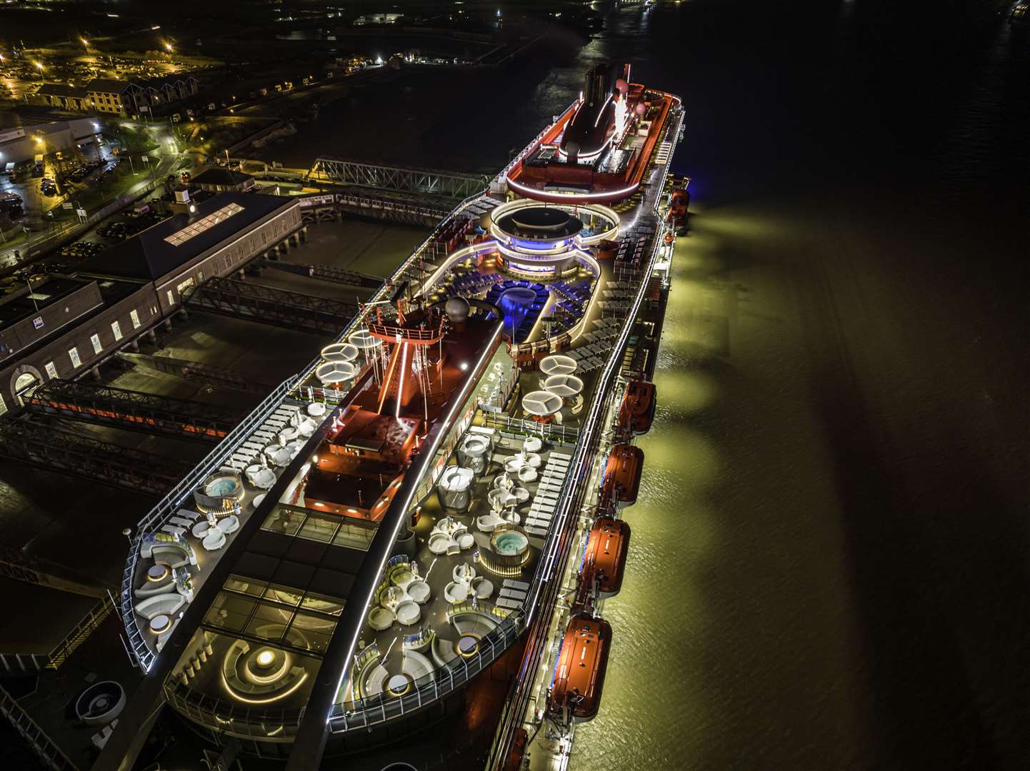 Guest were due to enjoy a glamorous party onboard the Valiant Lady on Friday night. Picture: Mark Dillen / Skyshark Media