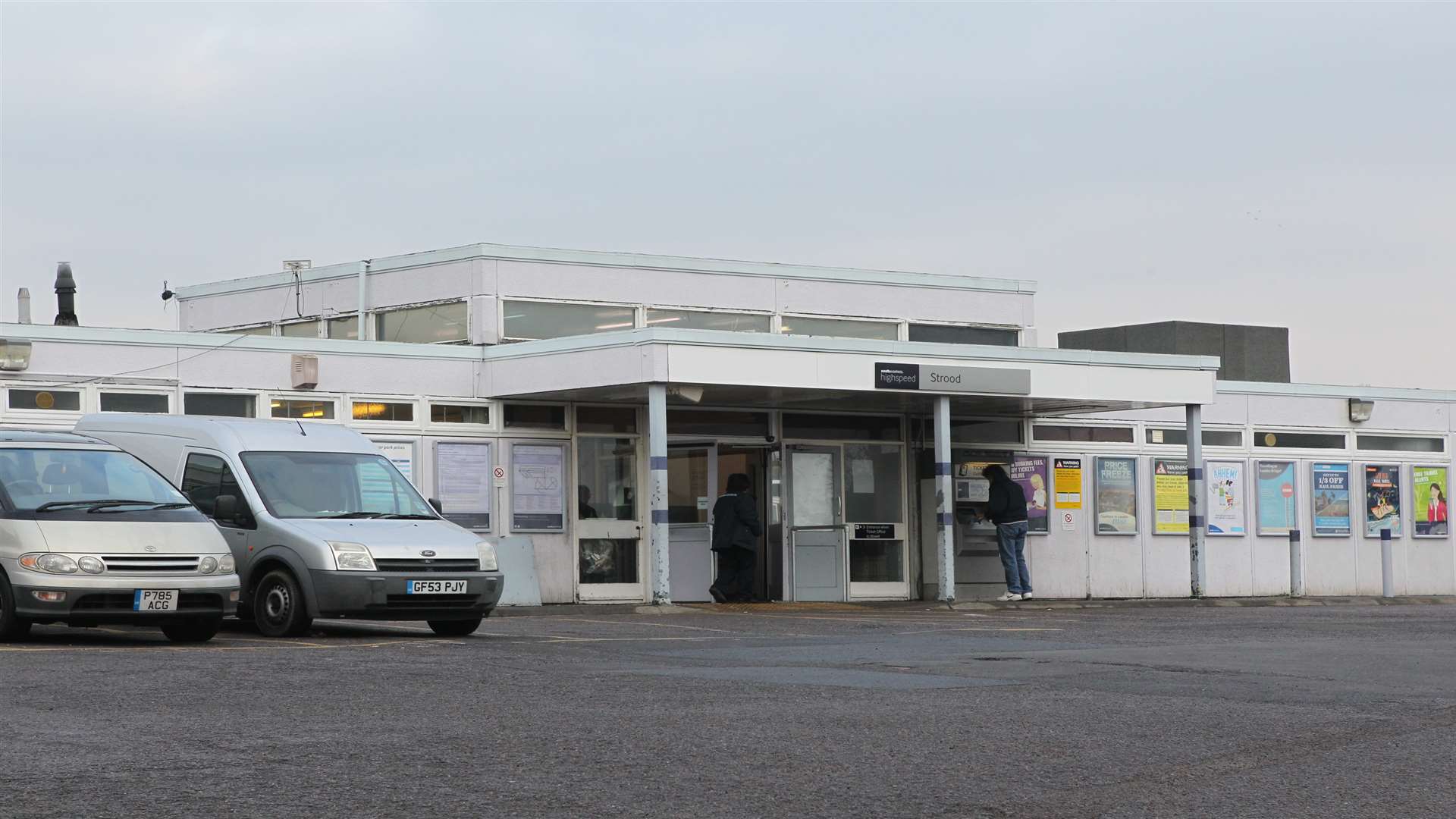 Strood Railway Station