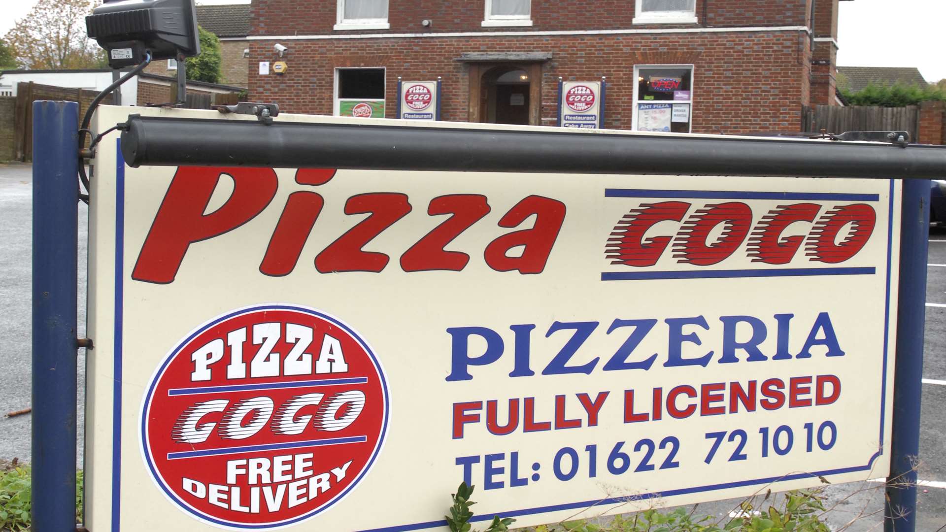 Pizza Go Go in Tonbridge Road