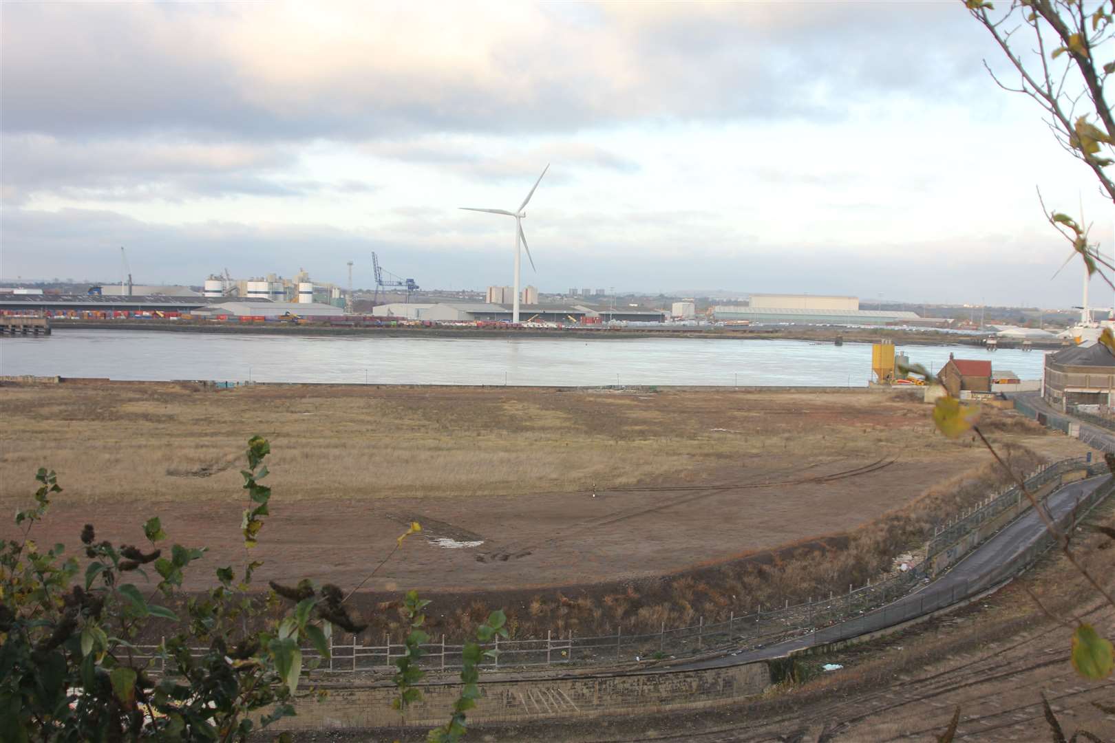 The site of the former Rosherville Gardens, before the Northfleet Embankment East, part of the Ebbsfleet Garden City development, began construction. The Henley tunnels also run beneath the site