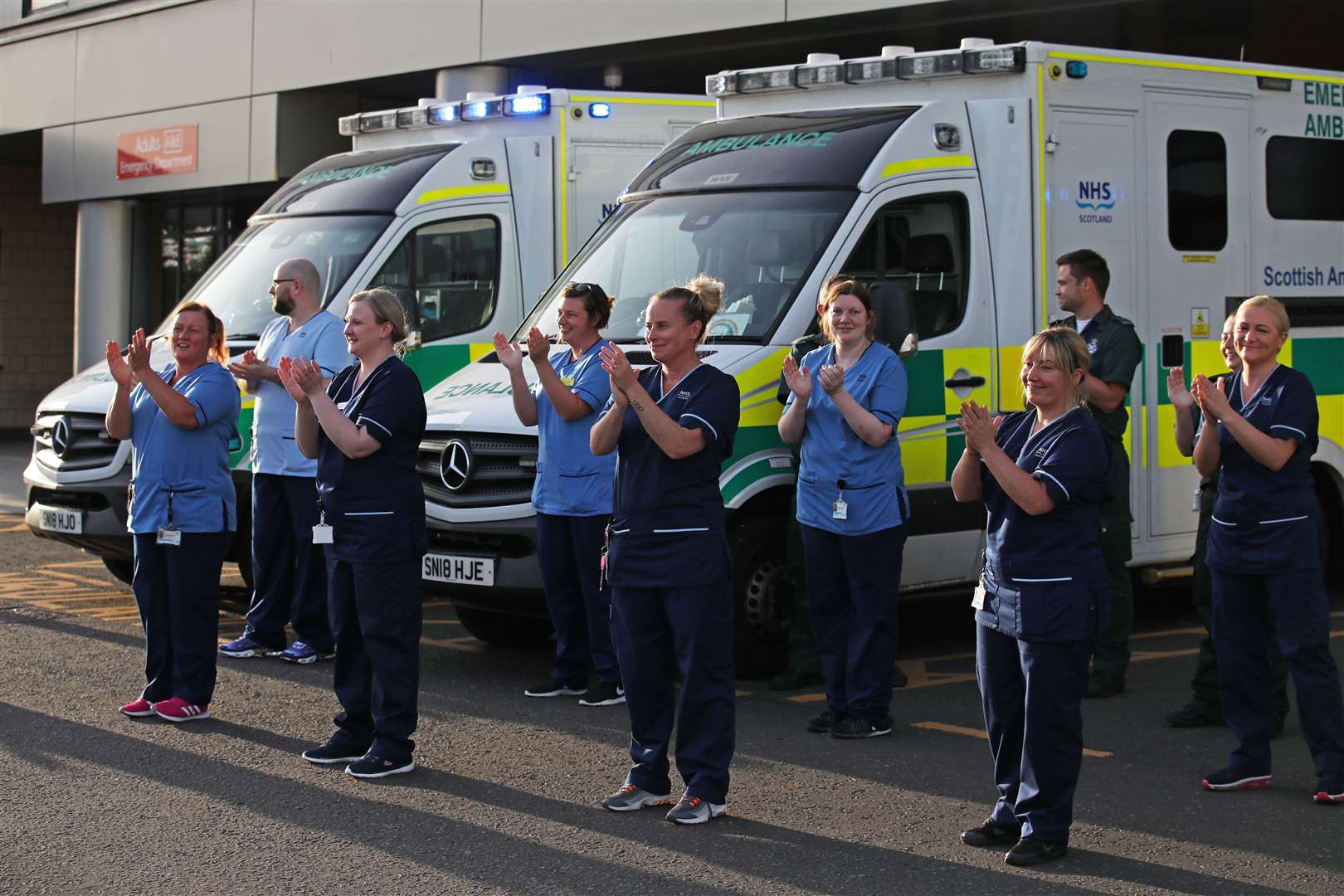 Applause at Queen Elizabeth University Hospital in Glasgow (Andrew Milligan/PA)