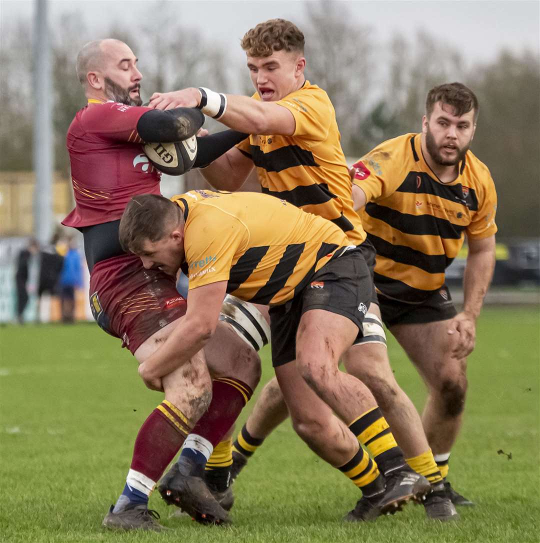 Lewis Hollidge and Cameron Murray outnumber Westcliff in the battle for possession. Picture: Phillipa Hilton