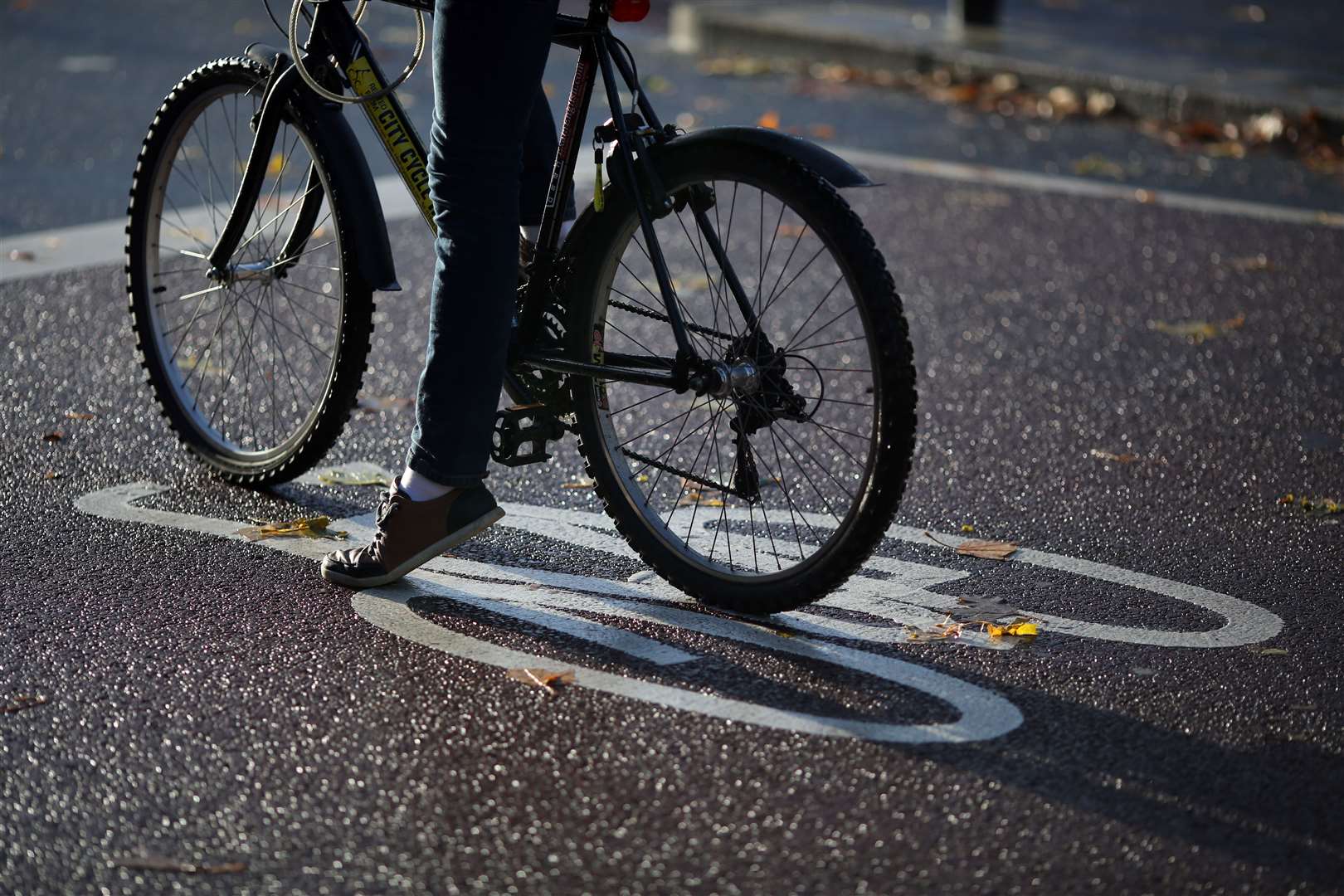 Children should cycle to school if possible (Chris Radburn/PA)