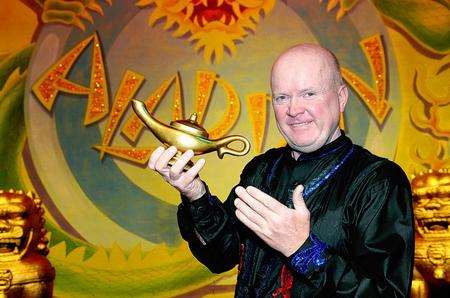 Steve McFadden will play Abanazar - or Abaneeza the Geeza - in Aladdin