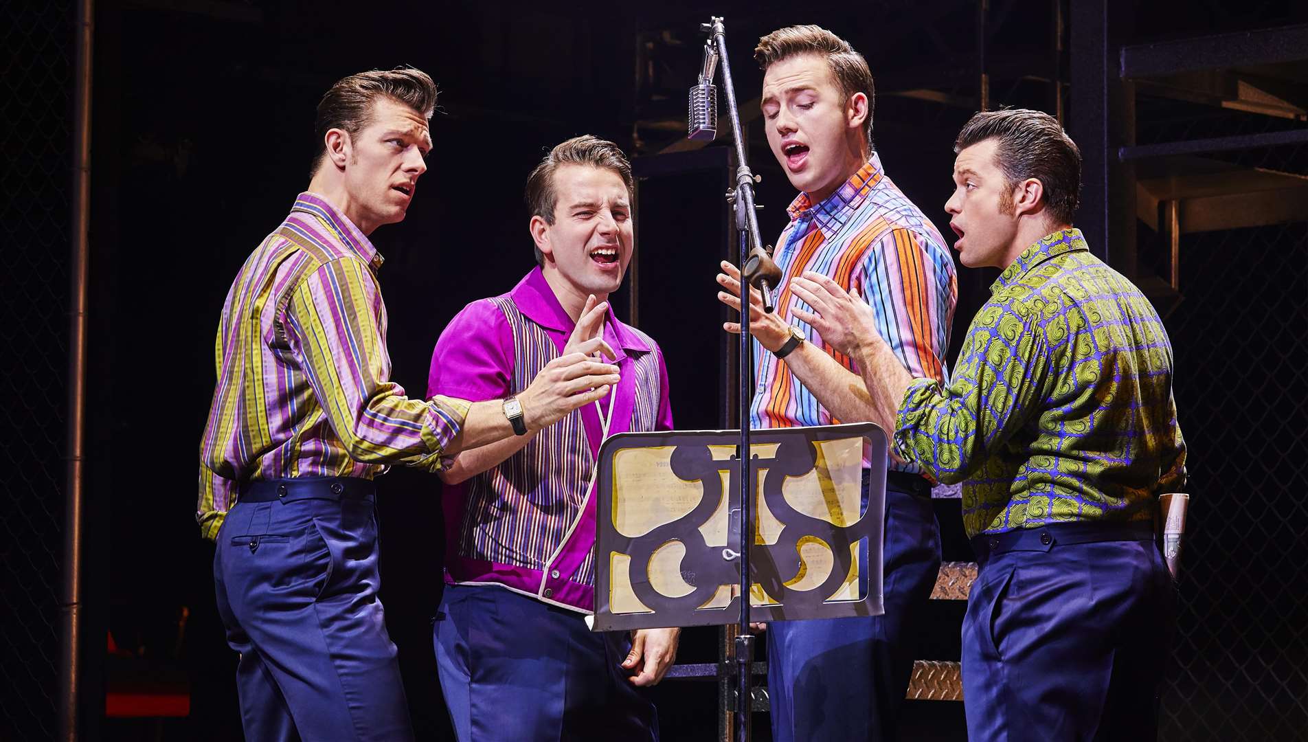 Frankie valli and the four hot sale seasons broadway