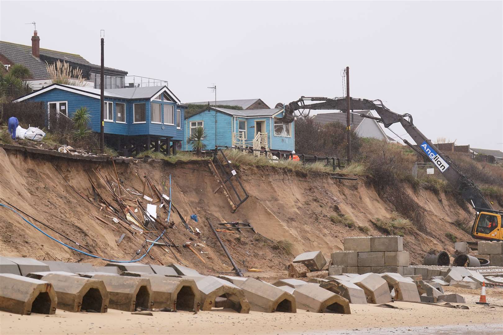 The work will last for at least four days, as tides mean it can only be carried out for a limited number of hours each day (Joe Giddens/PA)