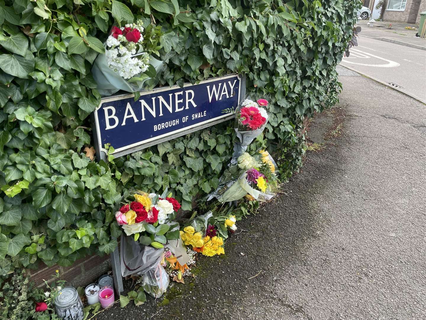 Floral tributes have been laid in Banner Way, Minster