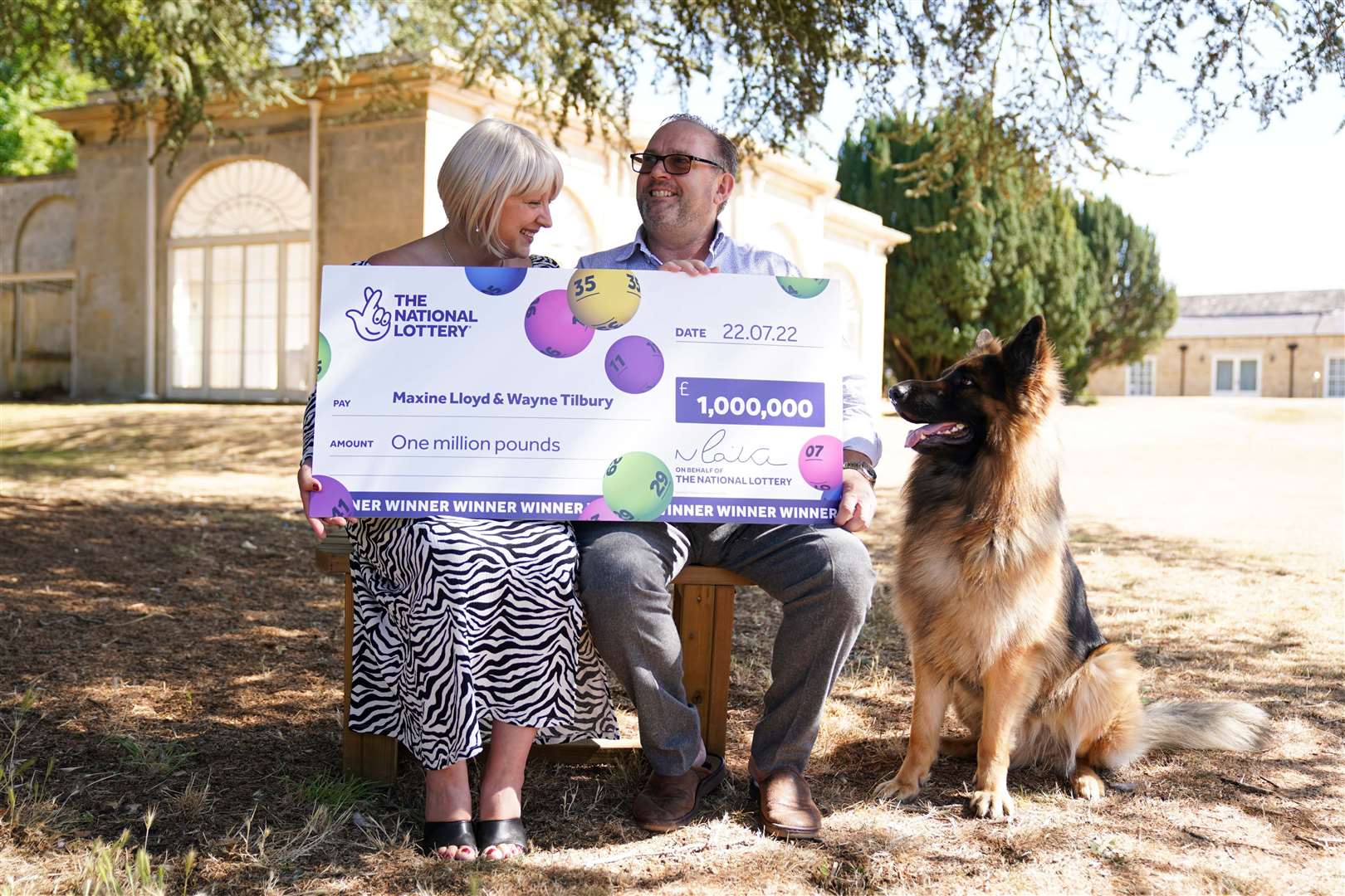 Lottery winners Maxine Lloyd and Wayne Tilbury are hoping to buy a new house