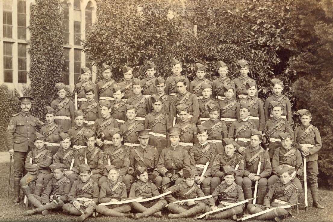 Boys from the officer training corps of Borden Grammar School, in 1902.