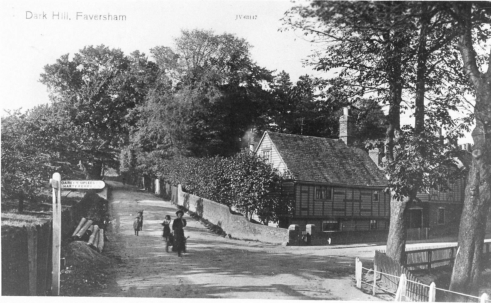 Dark Hill, Faversham in 1912