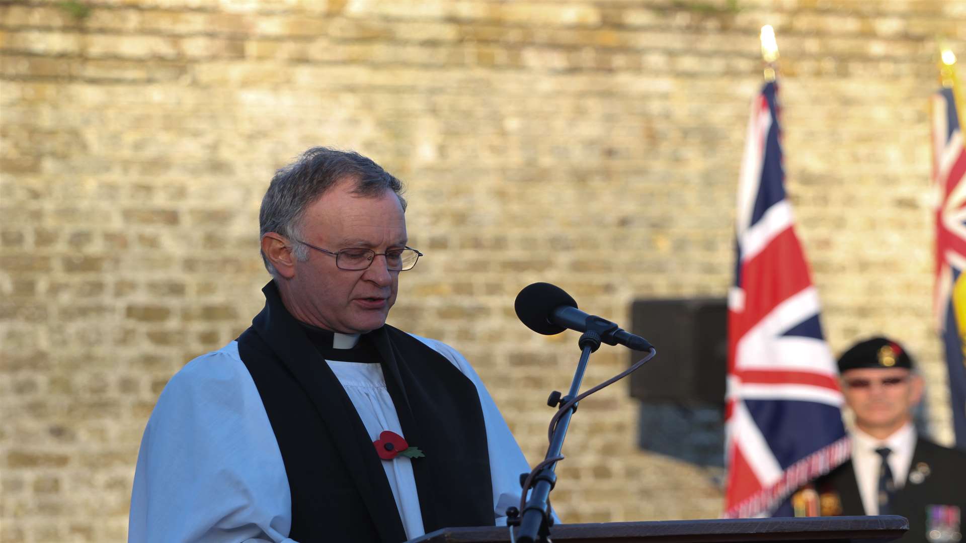 Reverand Chris Van Straaten (Padre, RBL Village Branch) leads the service. Picture: Rebecca Clarke