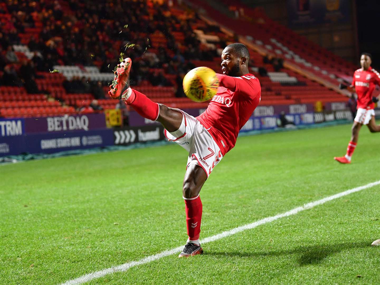 Mark Marshall in action for Charlton Picture: Keith Gillard (14282991)