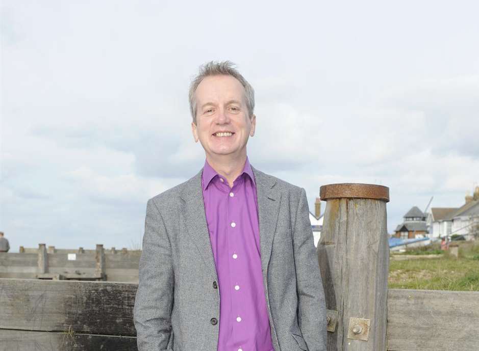 Frank Skinner on Whitstable beach