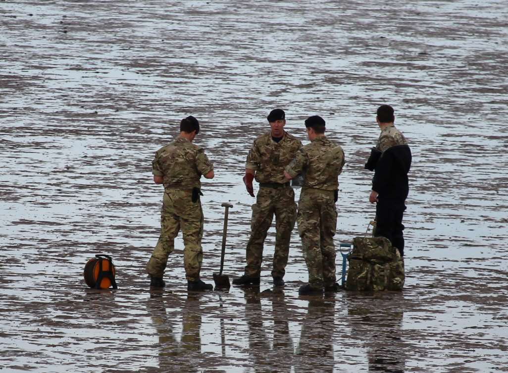 Bomb disposal teams on Minster beach