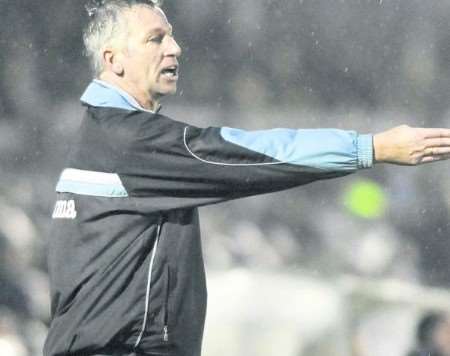 Alan Pardew instructs from the sideline during Saturday's dramatic clash. Picture: Barry Goodwin