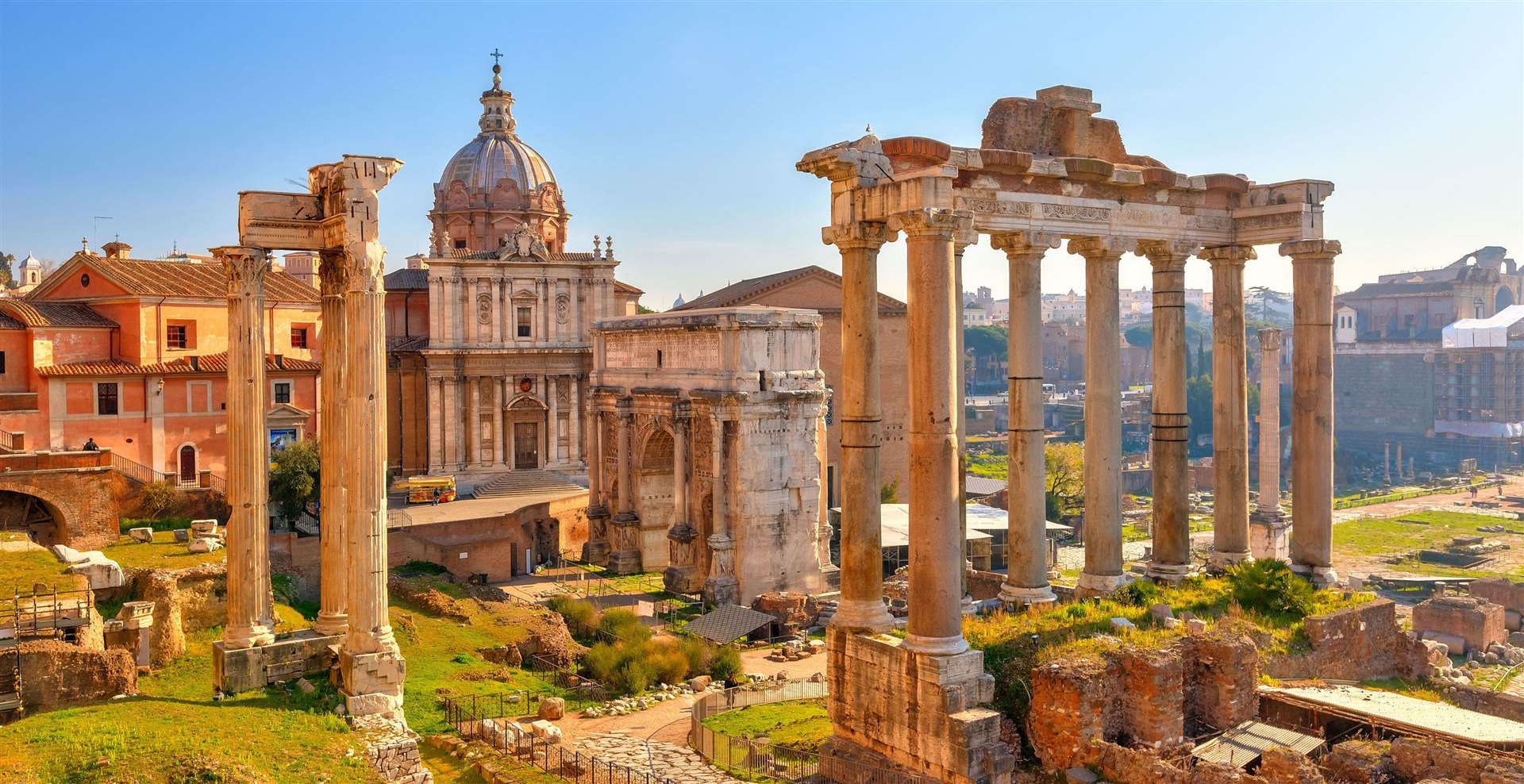 Rome holidays will introduce you to Europe’s most gloriously cinematic city, spectacularly beautiful and humming with life. Rome city breaks are all about experiencing this magic.