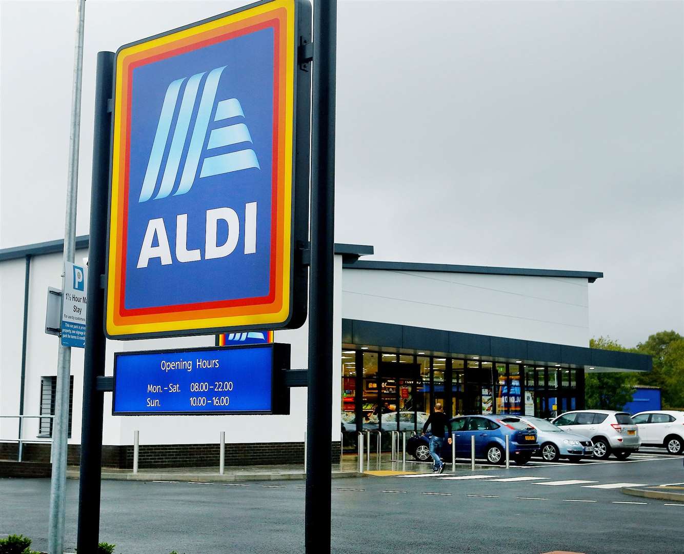 Aldi currently runs a store in Dymchurch Road, Hythe. Picture: Matt Bristow