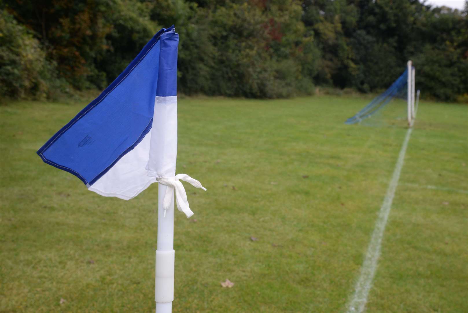 Referee David Boughton subjected to verbal tirade by Snodland Town Sunday player