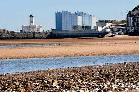 The Turner Contemporary next to Droit House (left) on the harbour