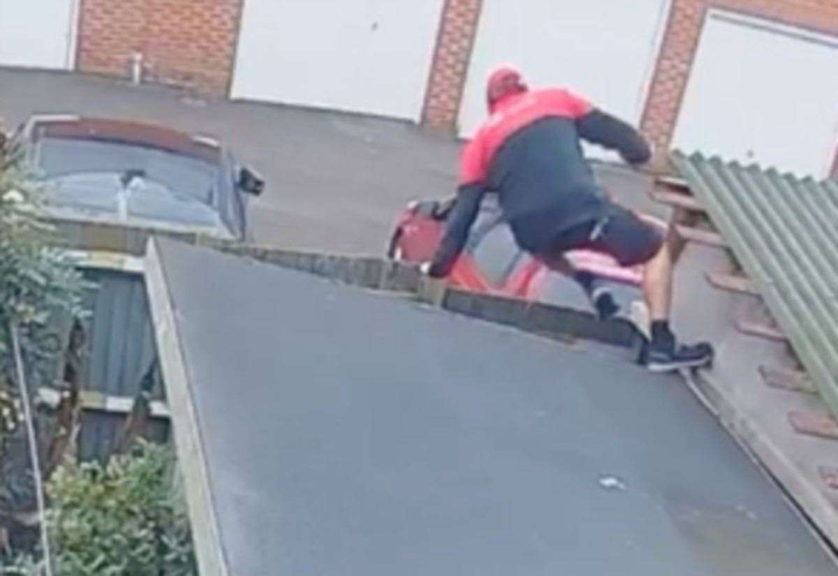 DPD Apologises After Courier Vaults Fence Instead of Knocking