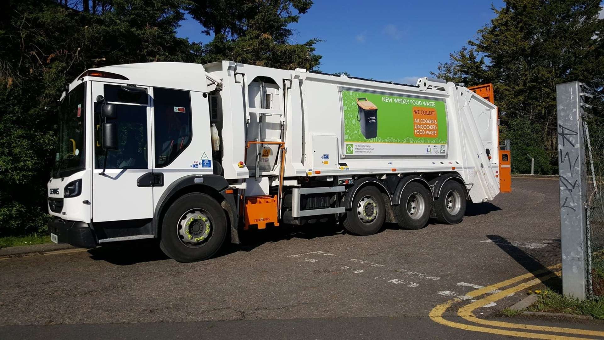 Urbaser is struggling to collect the household waste across both boroughs
