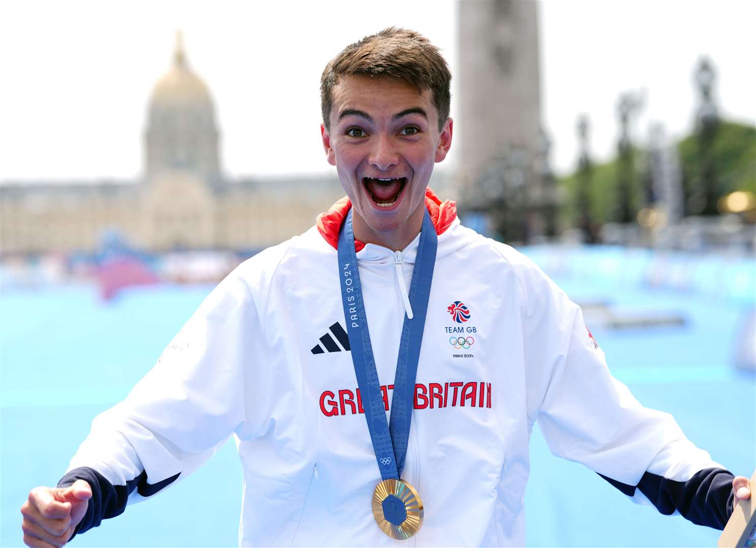 Alex Yee ran an ‘extraordinary’ race to win gold (David Davies/PA)