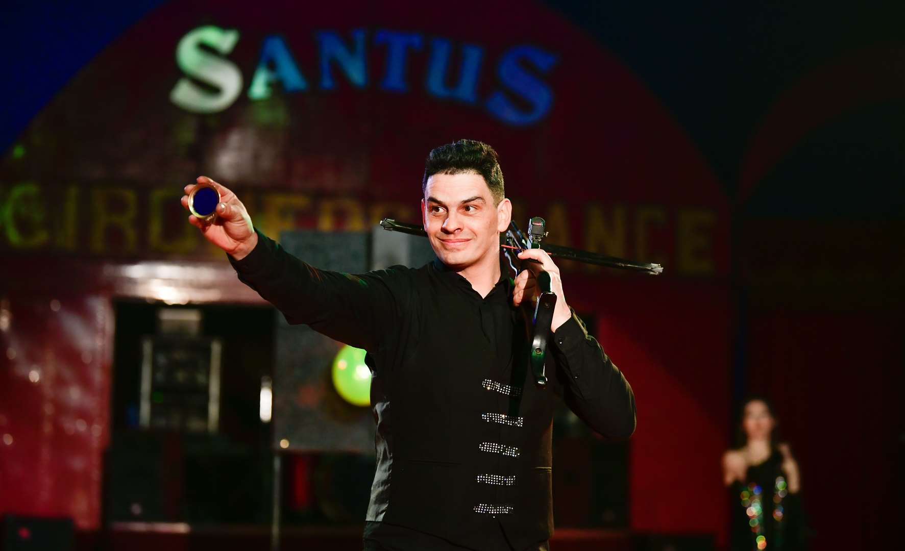 Sergio Silva and crossbow at Santus Circus. Picture: Andy Payne