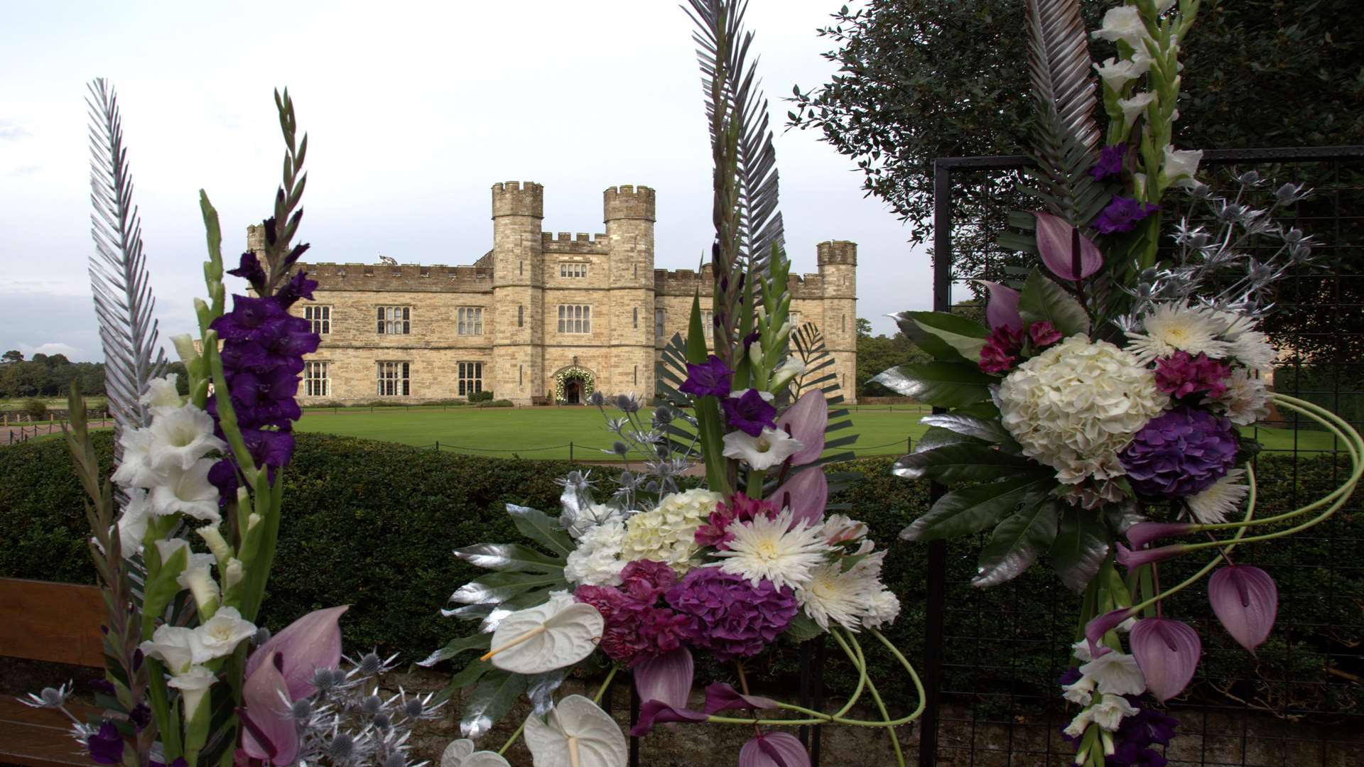 Maidstone: Leeds Castle Festival of Flowers launches this ...