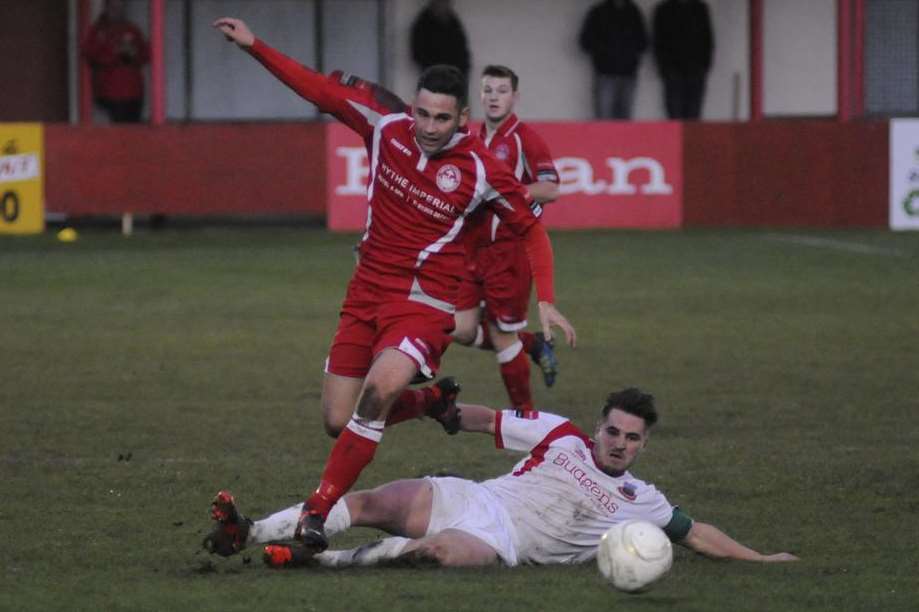 Ronnie Dolan, in action for Hythe, made an instant impact at new club Folkestone Picture: Paul Amos