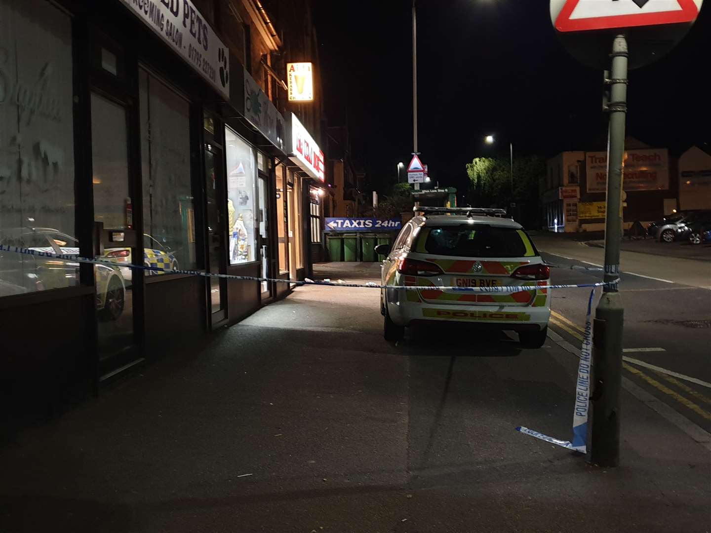 Police at the scene of the stabbing in West Street Sittingbourne (15774939)
