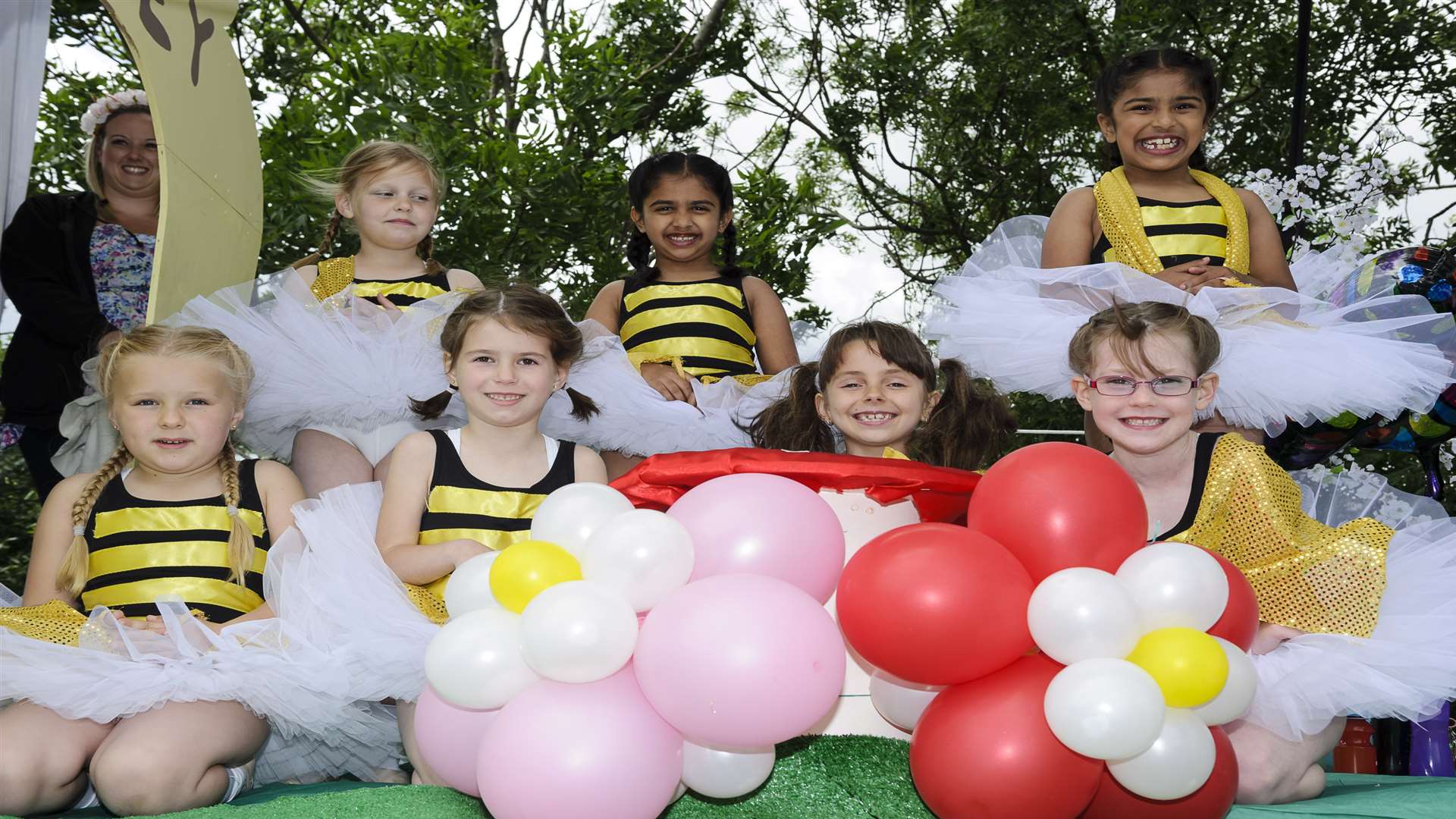 Northfleet Carnival, from the form-up point at Springhead Industrial Park, Northfleet.