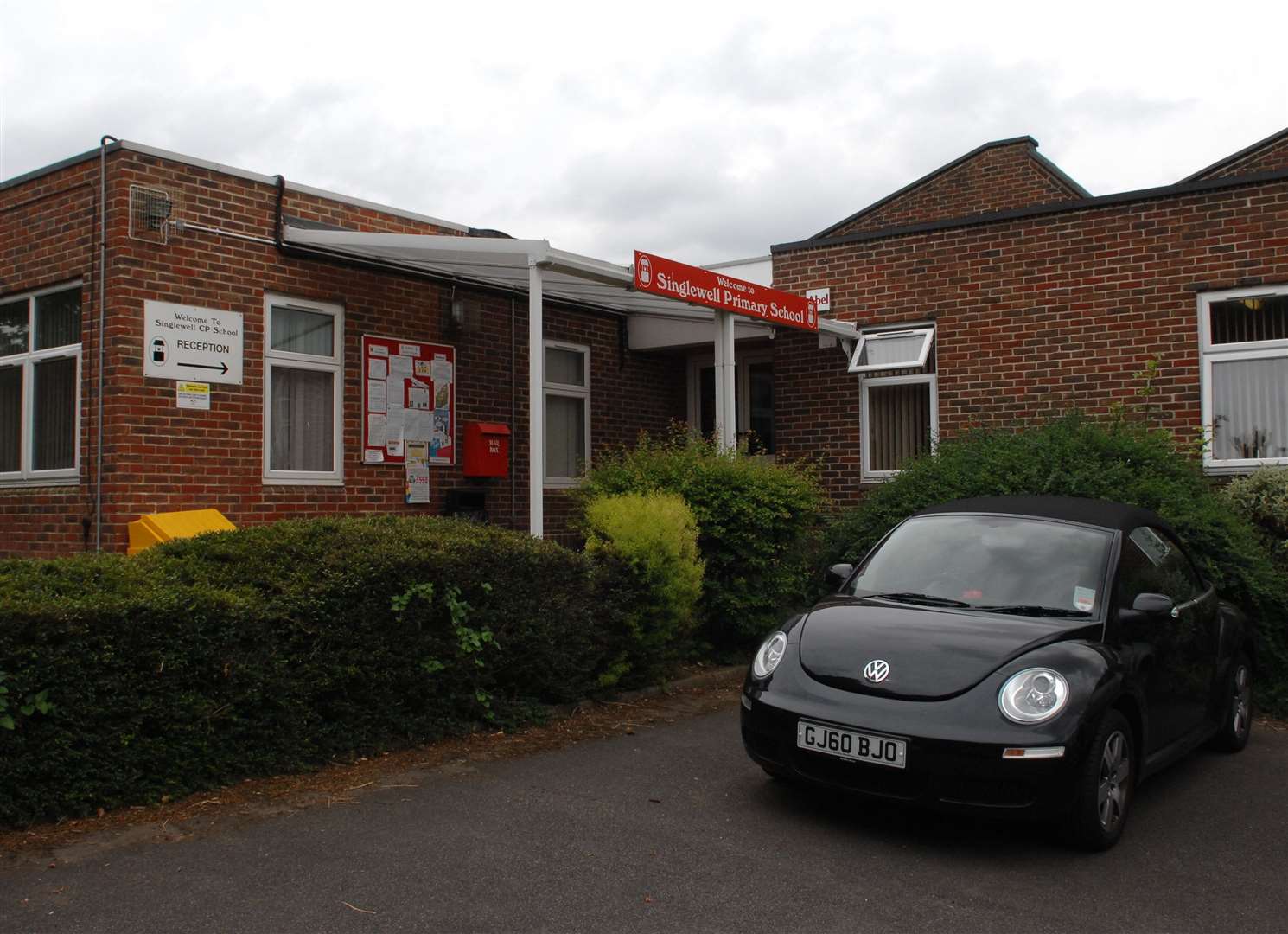 Singlewell Primary School remains open to pupils. Picture: Nick Johnson