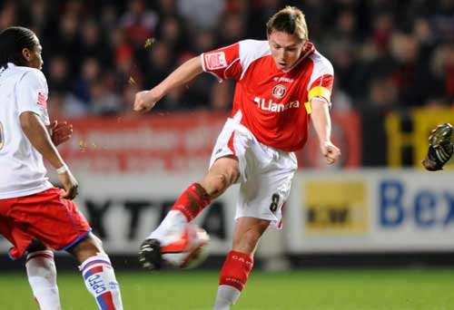 Matt Holland fires in a shot. Picture: BARRY GOODWIN