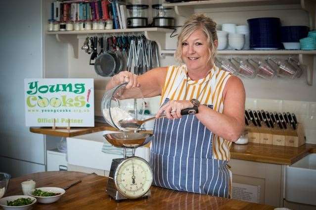 Julia Hallett of Young Cooks judging organisation Whole School Meals (20796914)