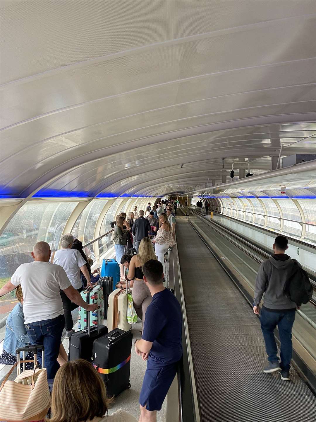 People queuing at Manchester Airport (@chrisjprice67/Twitter/PA)