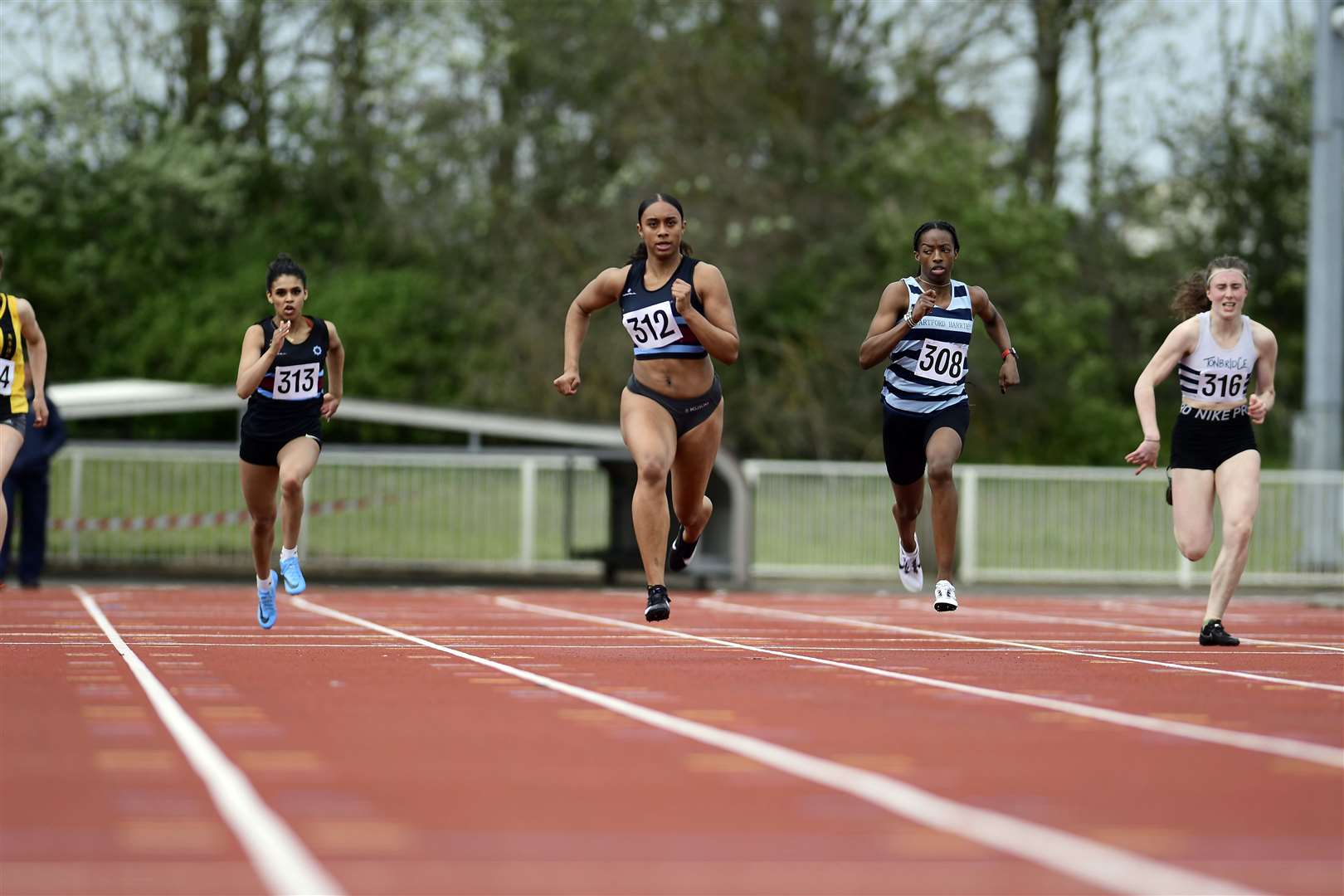 Kaliyah Young (Blackheath & Bromley) leads the field towards the line in the 200m u20 women's race Picture: Barry Goodwin