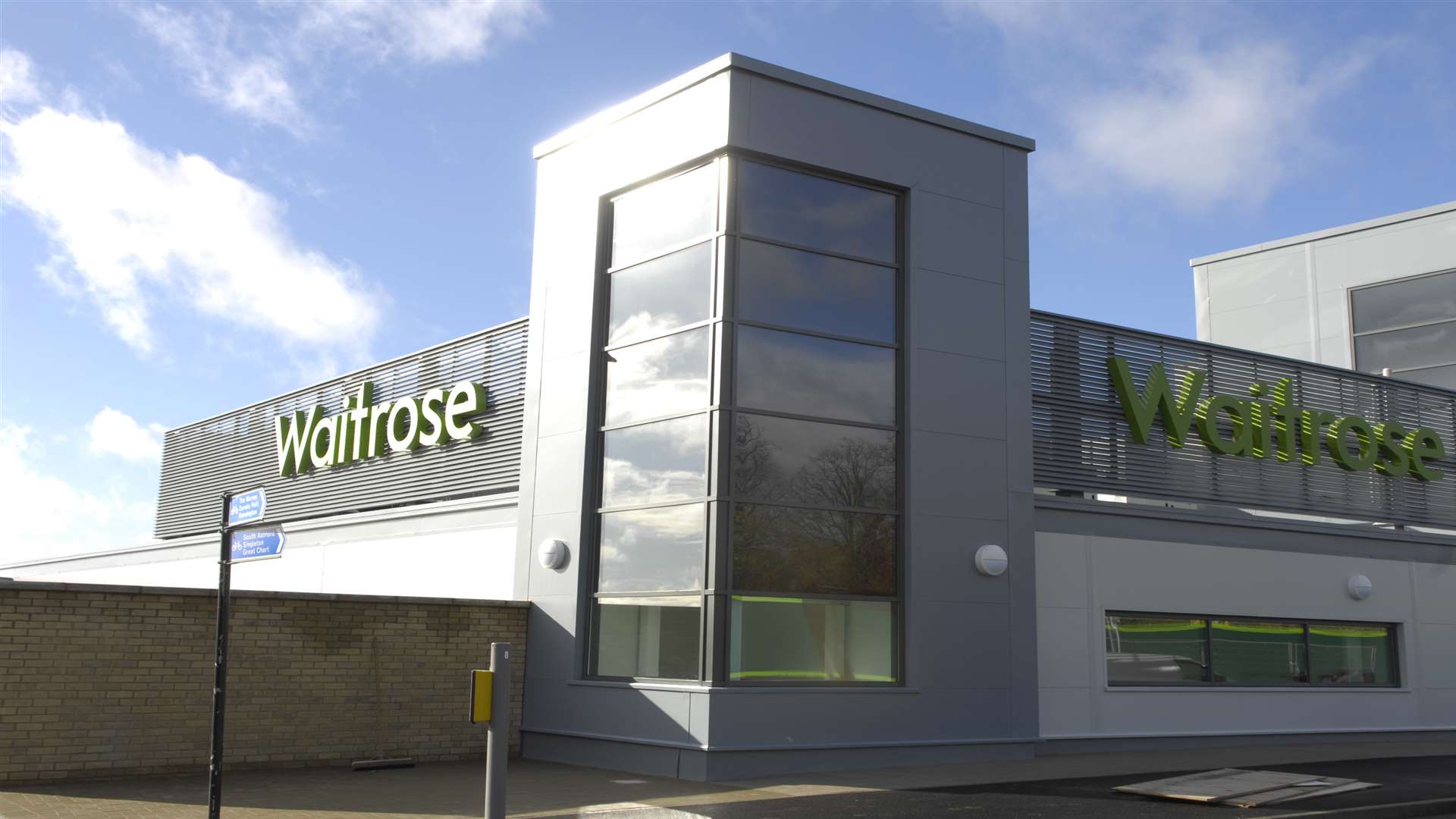 Waitrose store in Repton Park