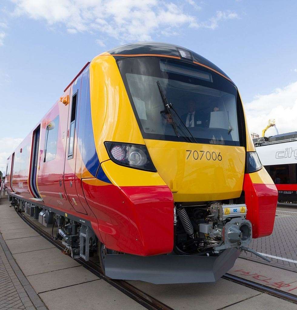 Thirty Class 707s, sporting a total of 150 carriages, will be leased by Southeastern