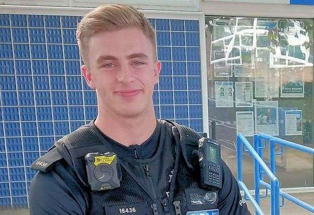 hero-police-officers-pc-brandon-fulford-and-pc-simon-reed-praised-for