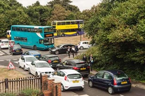 Traffic in Common Lane, Wilmington is a daily problem