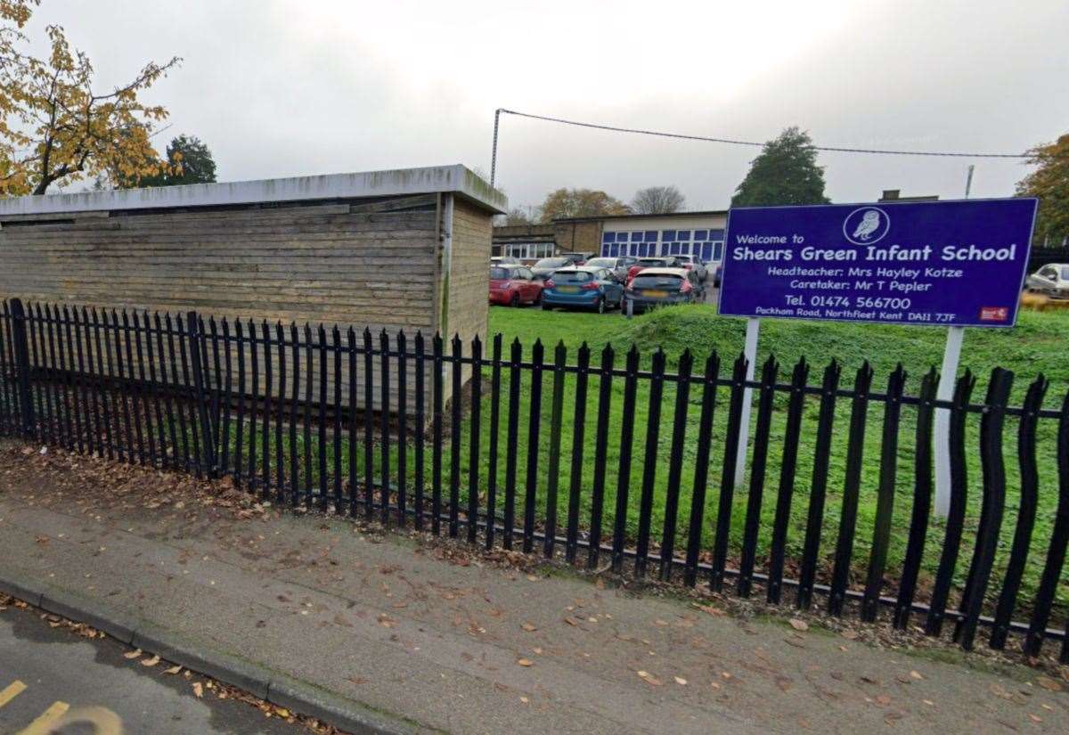 Police Investigate Threatening Emails Sent to Northfleet Schools