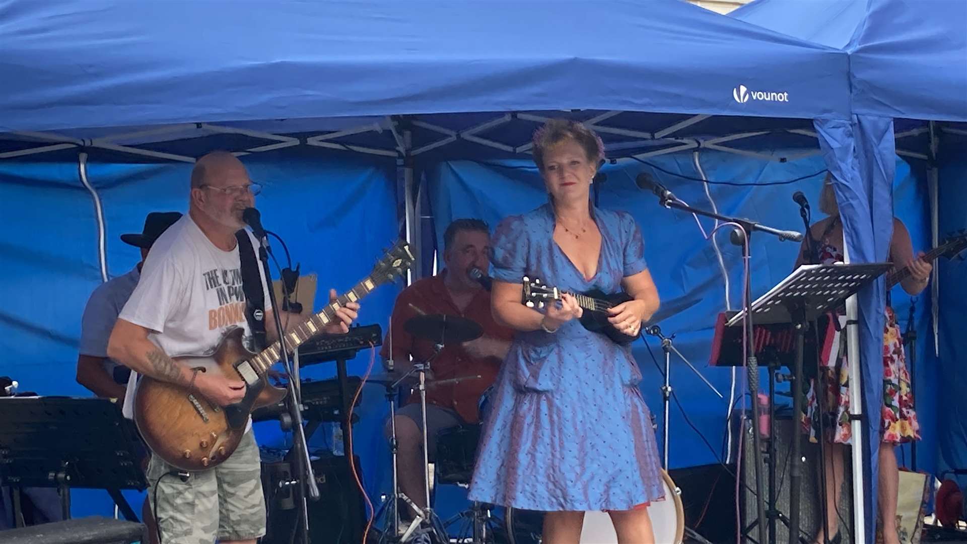 Hannah Bowie-Carlin of The Bonnevilles at Free Music Friday in Sheerness Broadway