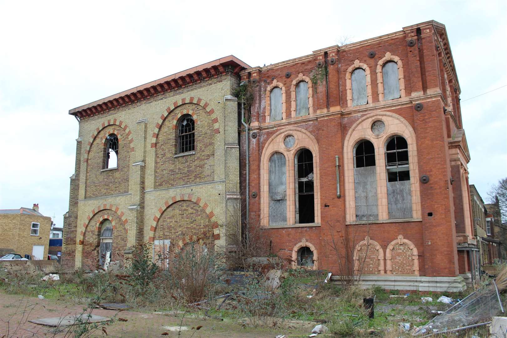 What is to become of the derelict Victorian Sheerness Water Tower in Trinity Road?