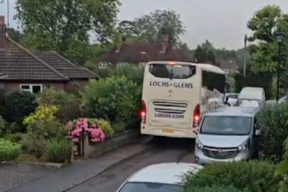 A coach squeezing down Mount Pleasant, Hildenborough. Picture: Bleu Kohan