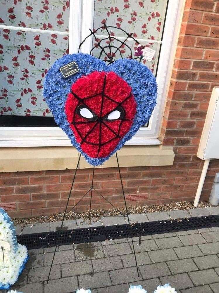 Jason Jones bought Spider-Man themed floral display for his nephew Ollie's funeral (12957400)