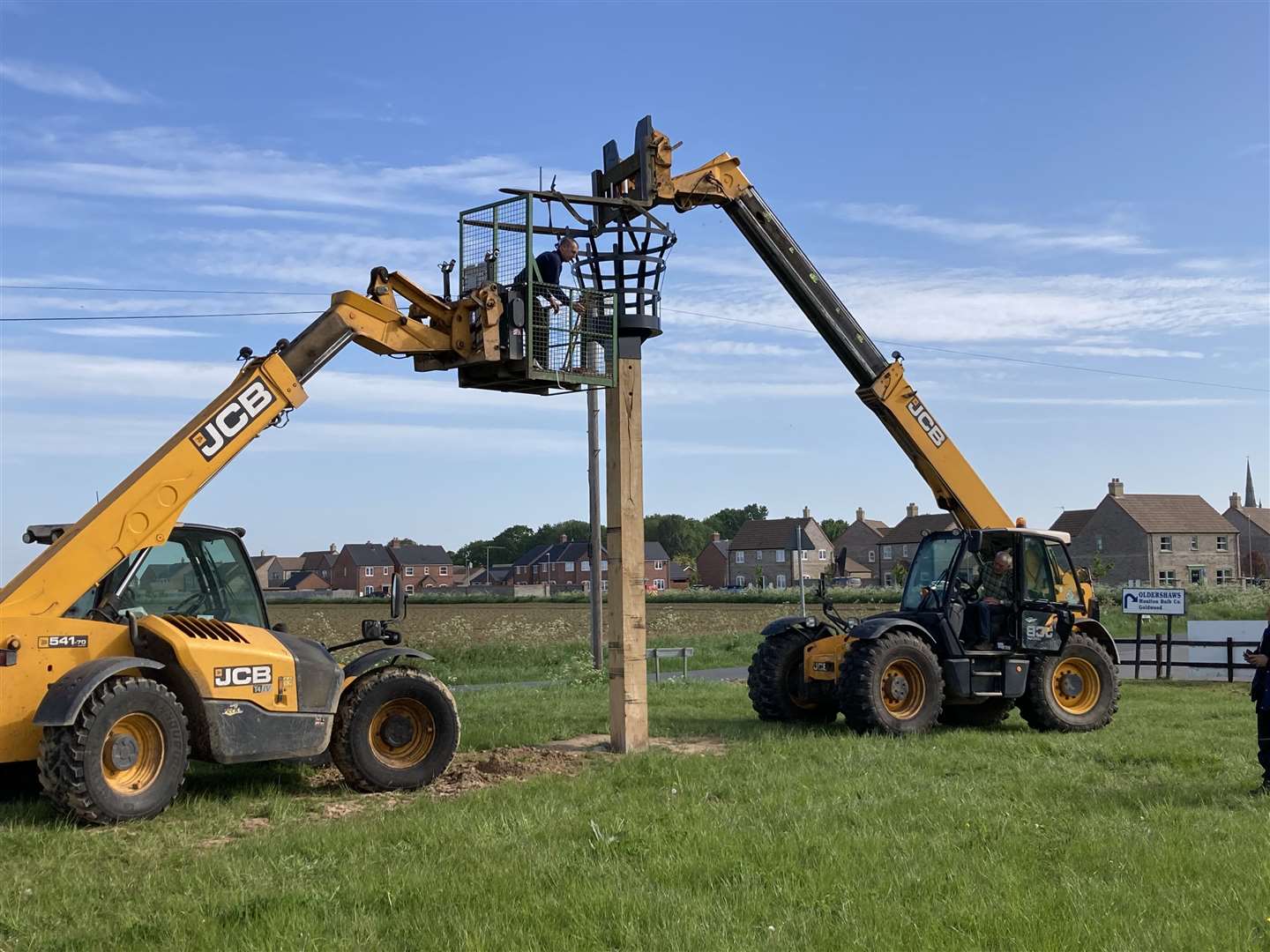 Organising committees could choose between installing a new beacon or using one from a previous national event