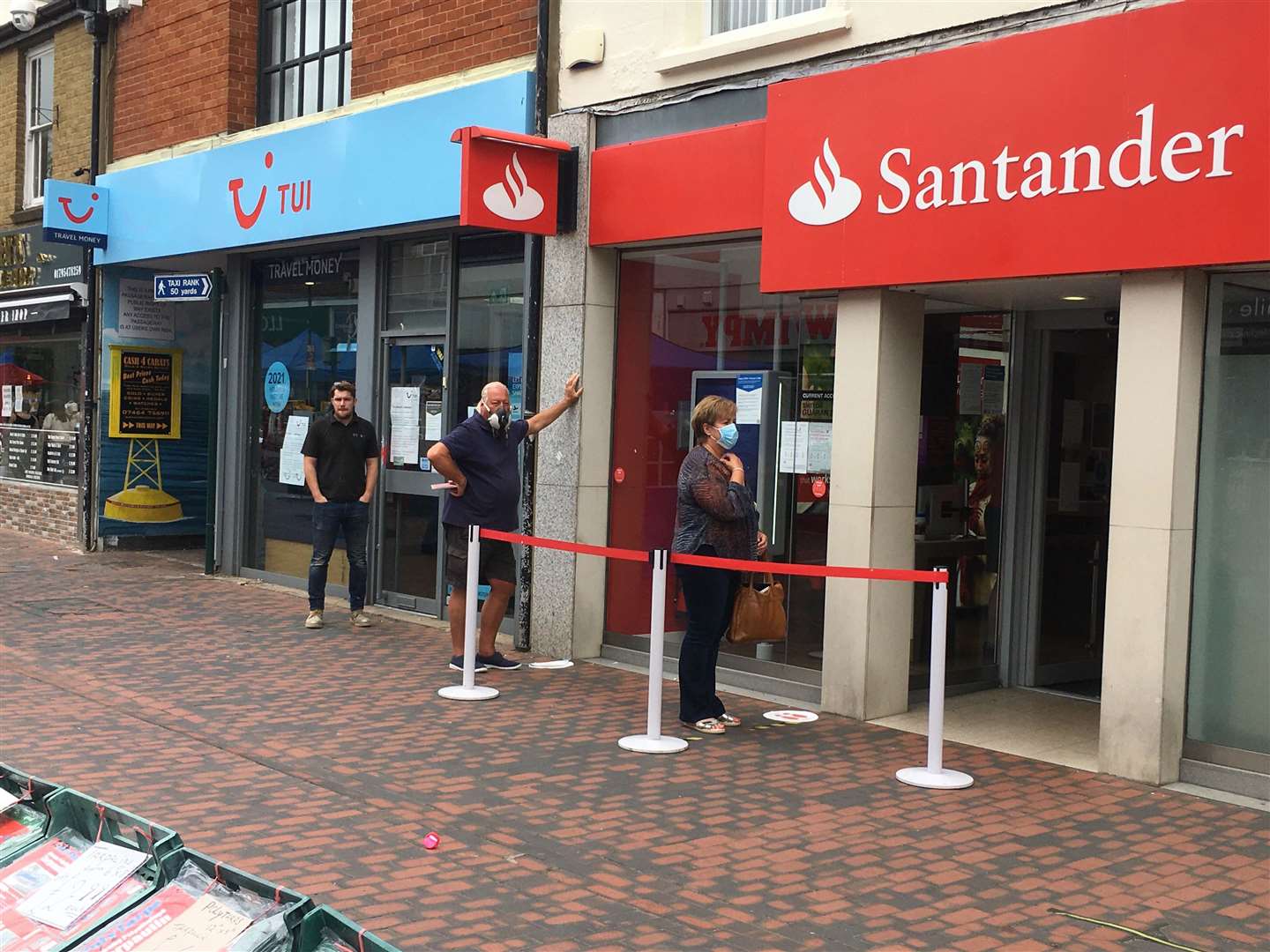 A number of Santander banks in Kent are cutting their opening hours