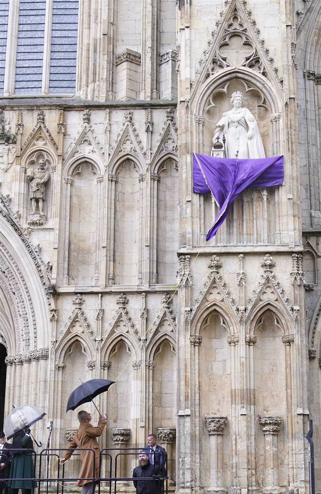 Charles unveils the Queen’s statue at York Minster (Danny Lawson/PA)