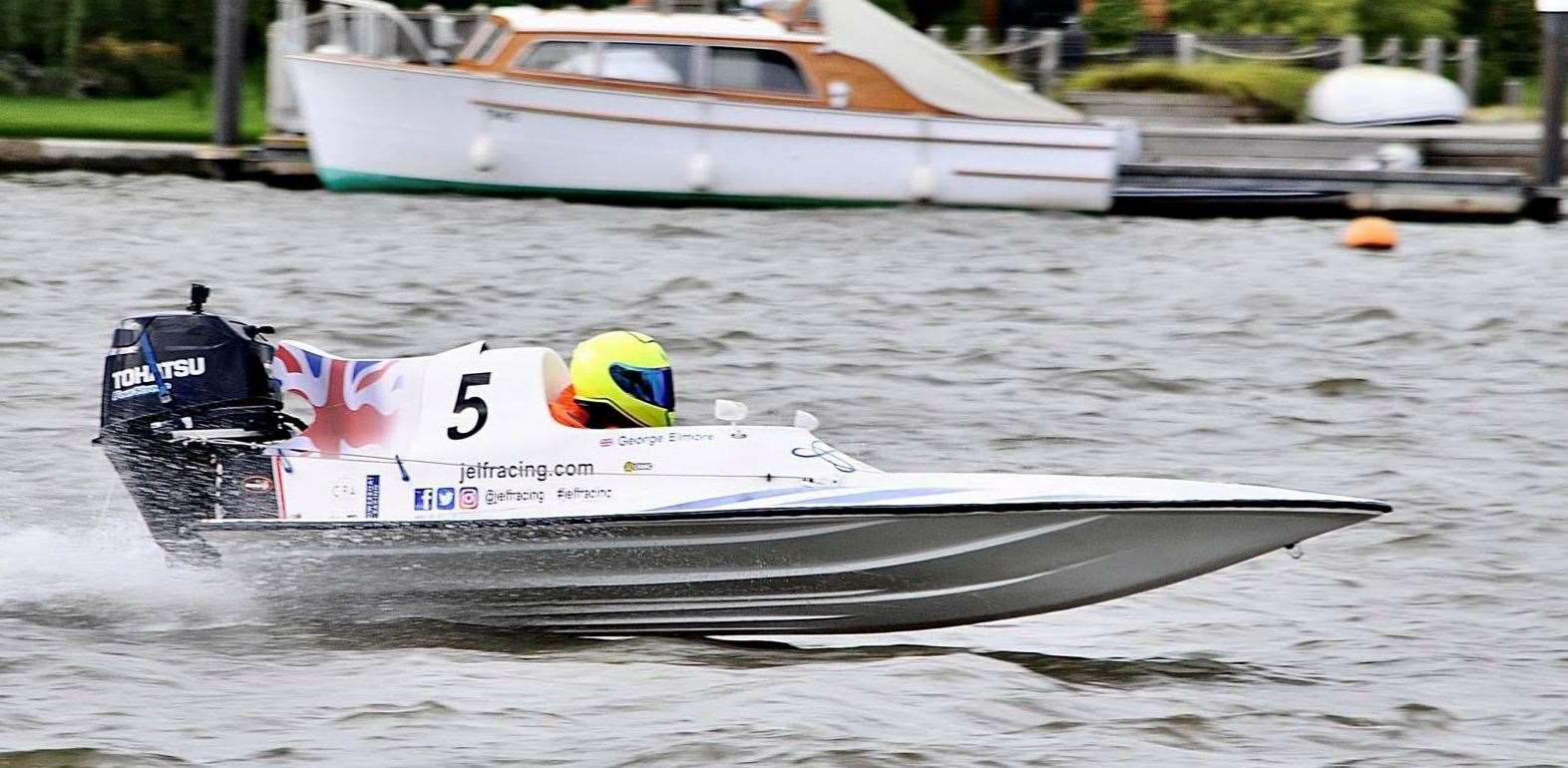 George Elmore in Action in his GT30 before the European Championship