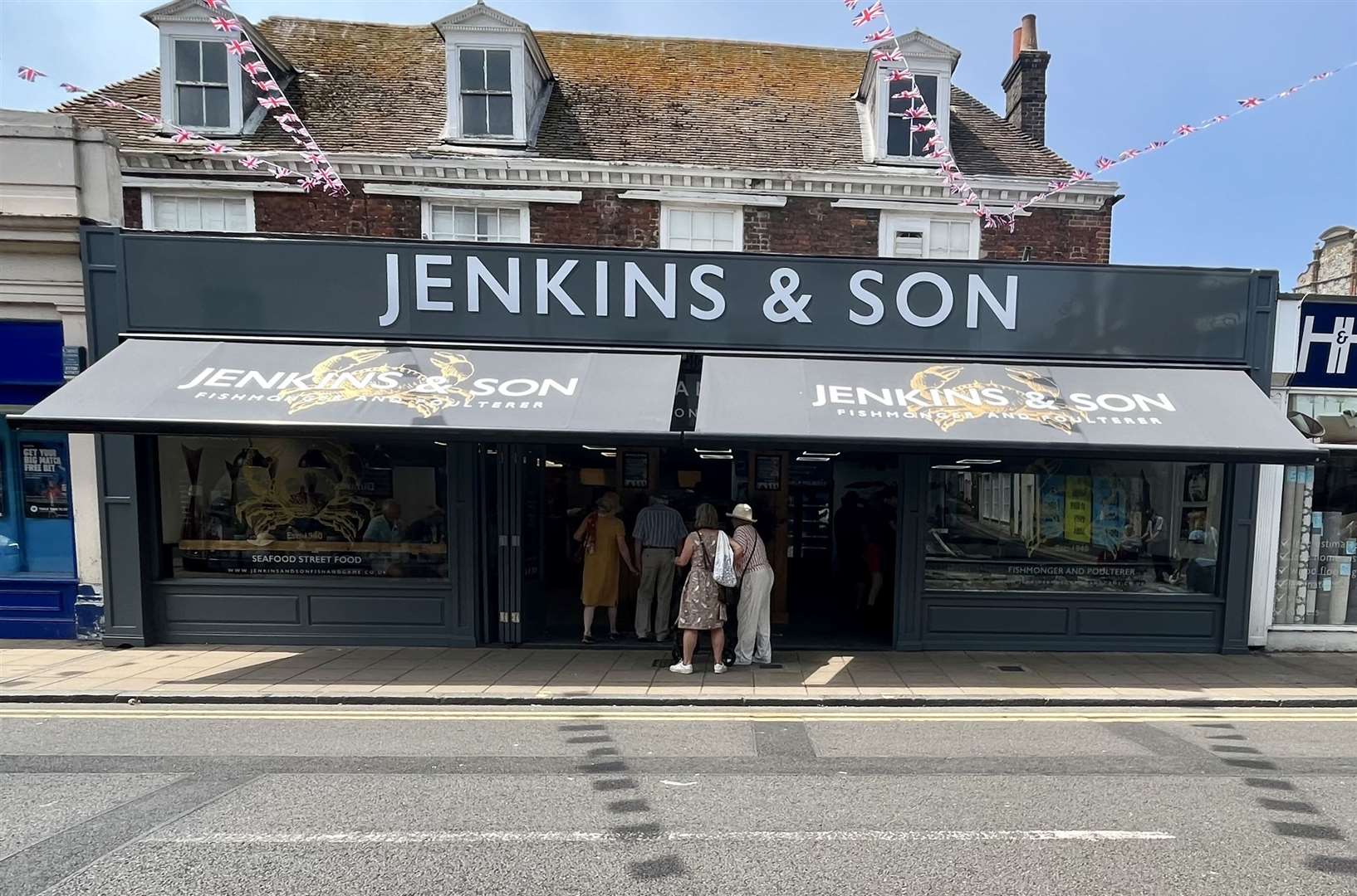 Jenkins & Son has been granted an alcohol licence for its new site in the former JC Rook & Son unit in Deal high street